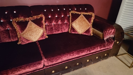 Jeddah, Furniture, SAR 2000,  Used Majlis Sofa Set With Curtains & 3 Chandeliers For Sale &ndash; Jeddah