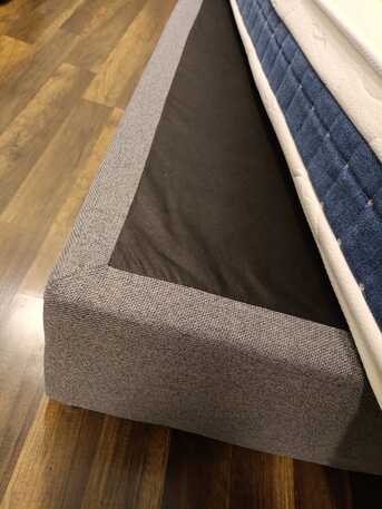 Jeddah, Electronics, SAR 500,  King Size Bed (180x200) Mattress Base Great Condition