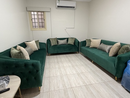 Riyadh, Furniture, SAR 1700,  8-Seater Sofa Set With 13 Cushions
