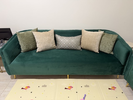 Riyadh, Furniture, SAR 1700,  8-Seater Sofa Set With 13 Cushions