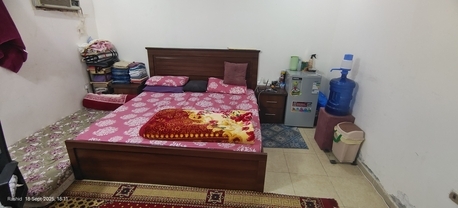 Jeddah, Rooms for Rent, SAR 750/month,  Furnished,  Room Available For Bachelor In Mushrifa Jeddha