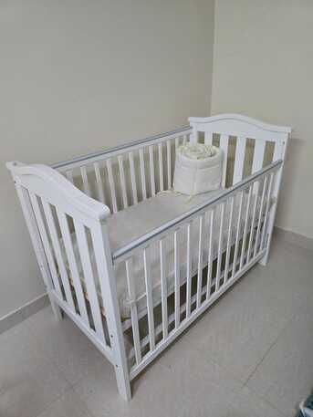 Hofuf, Baby & Kid Stuff, SAR 300,  For Sale: Large White Wooden Baby Cot &mdash; Excellent Condition + NEW MATRESS (132X70 CM)