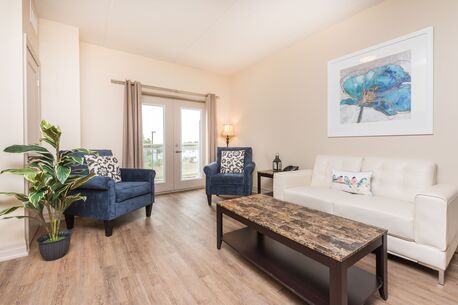 Toronto, General, Furnished Retirement Suites In Peterborough &mdash; Comfort, Convenience & Community