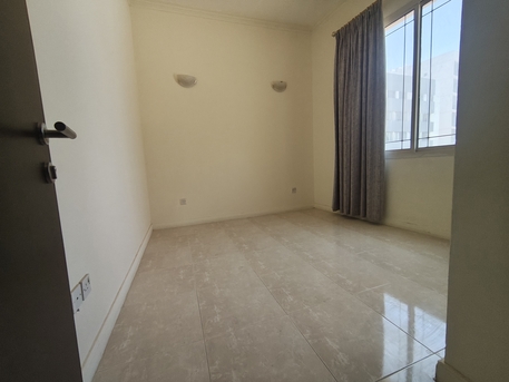 Mahooz, Apartments, Flats, Houses & Villas, BHD 320/year,  3 BR,  Gorgeous Semi Furnished 3 Bhk 320 At Mahooz