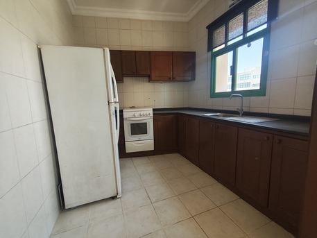 Mahooz, Apartments, Flats, Houses & Villas, BHD 250/year,  2 BR,  Gorgeous Semi Furnished 2 Bhk 250 At Mahooz