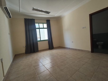 Mahooz, Apartments, Flats, Houses & Villas, BHD 250/year,  2 BR,  Gorgeous Semi Furnished 2 Bhk 250 At Mahooz