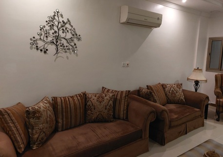 Dammam, Furniture, SAR 1000,  Beautiful & Elegant Sofa (3+2) And 2 Arm Chairs