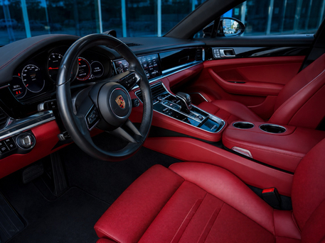 Jeddah, Vehicles, Cars & Trucks , SAR 300000,  Porsche Panamera 4,  2021,  Automatic,  85 KM,  Porsche Panamera