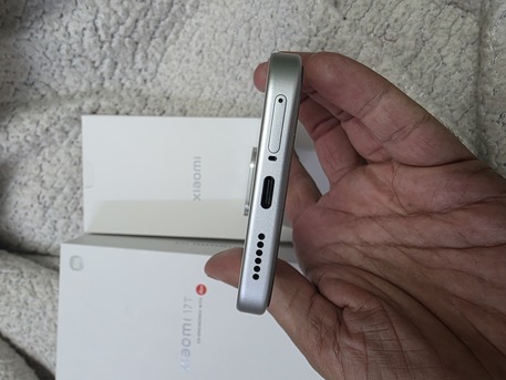 Khobar, Mobile Phones, SAR 1750,  Xiaomi 17t 256gb 12gb Ram Sale Swap Brand New 2 Days Use Only