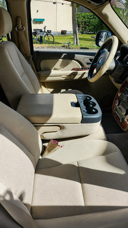 Khobar, Vehicles, Cars & Trucks , SAR 42000,  Chevrolet Tahoe,  2009,  Automatic,  135300 KM,    Very Low KM And Full Service Record