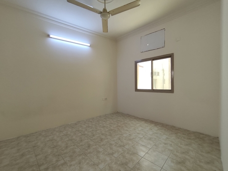 Manama, Apartments, Flats, Houses & Villas, BHD 180/year,  2 BR,  Ras Ruman:- 2Bhk Flat On Rent With Ewa & Acs.