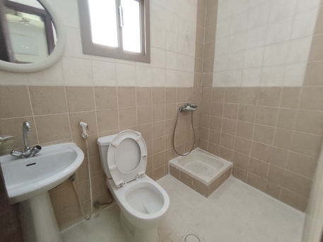 Manama, Apartments, Flats, Houses & Villas, BHD 180/year,  2 BR,  Ras Ruman:- 2Bhk Flat On Rent With Ewa & Acs.