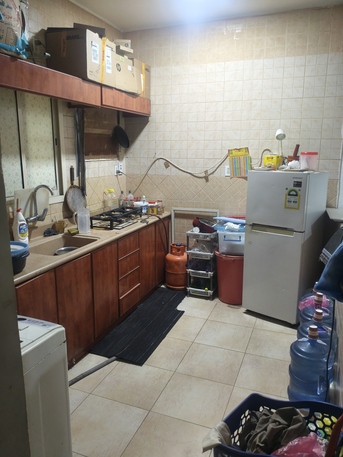 Thuqbah, Rooms for Rent, Room For Sharing