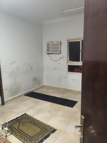 Thuqbah, Rooms for Rent, Room For Sharing