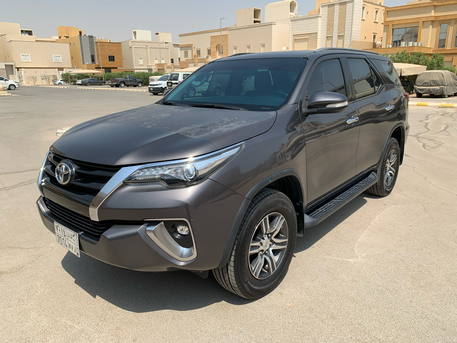 Riyadh, Vehicles, Cars & Trucks , SAR 77000,  Toyota Fortuner,  2017,  Automatic,  189000 KM,