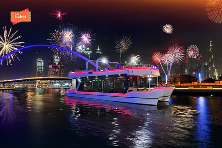 Dubai, Travel, Celebrate Togetherness On A New Year Canal Cruise Dinner
