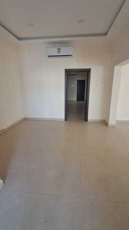 Zinj, Villas, BHD 500,  Four Bedroom Semifurnished Villa For Rent In Zinj