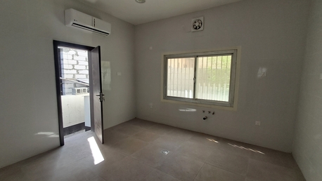 Zinj, Villas, BHD 500,  Semifurnished 4 Bed Room Villa In Zinj Near Al Kindi Hospital