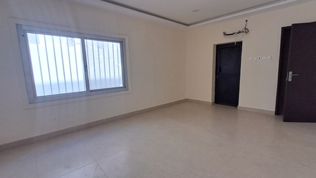 Zinj, Villas, BHD 500,  Semifurnished 4 Bed Room Villa In Zinj Near Al Kindi Hospital