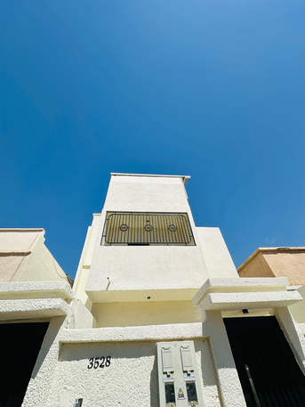 Riyadh, Apartments, Flats, Houses & Villas, SAR 32000,  1 BR,  One Bedroom For Rent