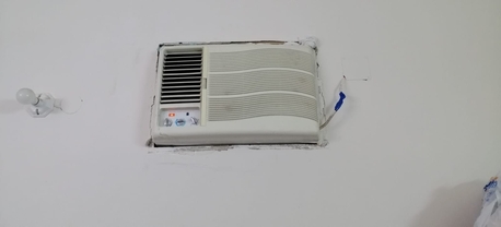 Al Batha, Air Conditioners, SAR 350,  Window Exchange Offer - SAR 350  Free Delivery And Install  Batha