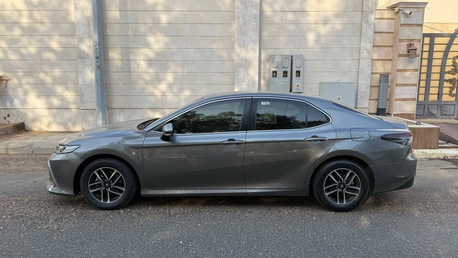 Jeddah, Vehicles, Cars & Trucks , SAR 77,  Toyota Camry LE Hybrid,  2024,  Automatic,  95000 KM,  Toyota Camry  Hybrid LE