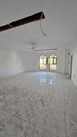 Isa Town, Villas, BHD 400,  For Rent Villa With EAW In Isa Town