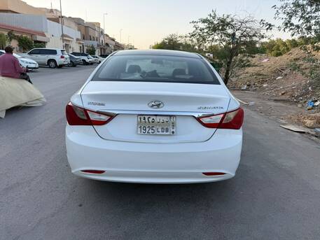 Olaya, Vehicles, Cars & Trucks , SAR 14500,  Hyundai Sonata,  2011,  Automatic,  297203 KM,  Sonata  Up For Urgent Sale.   On Emergency Sale