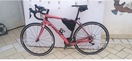 Jeddah, Photo & Video, SAR 5000,  Carbon Road Bike