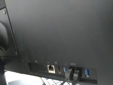 East Riffa, Computers, BHD 80,  Lenovo All-in-One PC Core I5 6th Gen | 8GB RAM | 256GB SSD | 24" Full HD |  80 BD Only