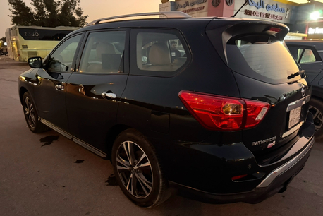 Dammam, Vehicles, Cars & Trucks , SAR 75000,  Nissan Pathfinder,  2019,  Automatic,  110000 KM,  For Sale:   (4WD SV)