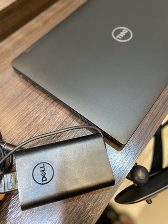 Olaya, Computers, SAR 800,  Core I7,8th Generation,SSD NVMe 256GB,RaM 8GB,Org Charger