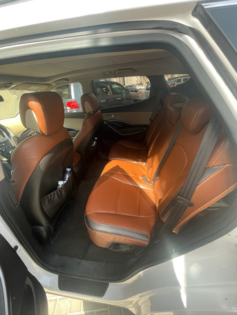Jeddah, Vehicles, Cars & Trucks , SAR 40000,  Hyundai Santa Fe,  2015,  Automatic,  127000 KM,