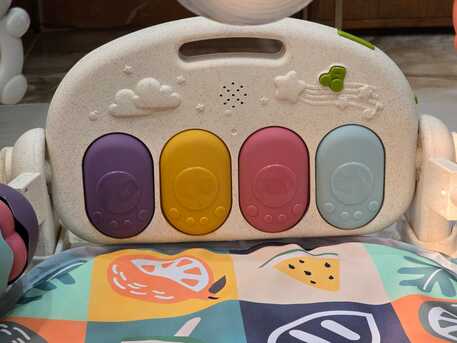 Jeddah, Baby & Kid Stuff, SAR 80,  Baby Fitness And Activity Bed. Musical With Piano. Rattles Bar