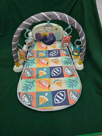 Jeddah, Baby & Kid Stuff, SAR 80,  Baby Fitness And Activity Bed. Musical With Piano. Rattles Bar