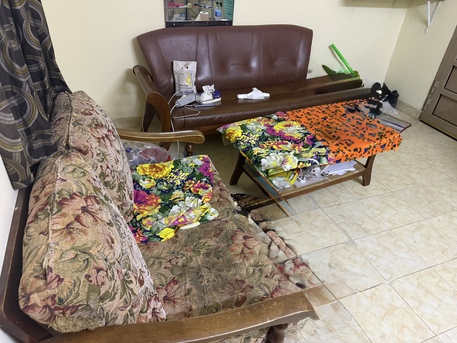 Manama, Household Items, BHD 50,  Bed With Table And Sofa Set