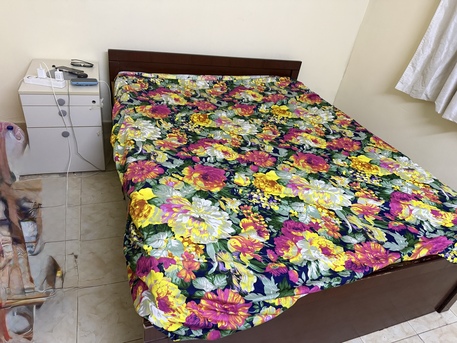 Manama, Household Items, BHD 50,  Bed With Table And Sofa Set