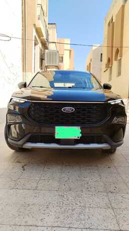 Riyadh, Pick Up & Drop Off, Executive Pick And Drop / Carpool Service Available In Riyadh Ford Taurus , Lexus , GMC