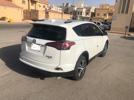Riyadh, Vehicles, Cars & Trucks , SAR 49500,  Toyota RAV4,  2018,  Automatic,  321000 KM,