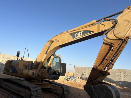 Riyadh, Heavy Equipment, Caterpillar Drilling Rig