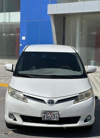 Riffa, Vehicles, Cars & Trucks , BHD 2400,  TOYOTA PREVIA 2011 WHITE,  2011,  Automatic,  260000 KM,