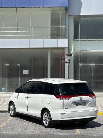 Riffa, Vehicles, Cars & Trucks , BHD 2400,  TOYOTA PREVIA 2011 WHITE,  2011,  Automatic,  260000 KM,