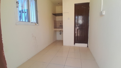Manama, Apartments, Flats, Houses & Villas, BHD 80/year,  1 BR,  Um Al Hassam:- Rooftop Studio Flat On Rent With Unlimited Ewa..