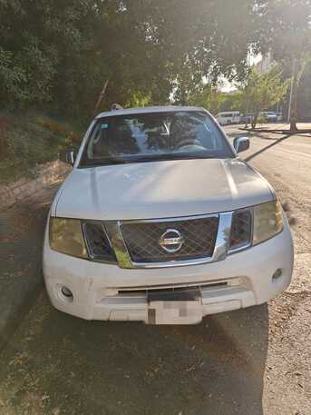 Jeddah, Vehicles, Cars & Trucks , SAR 28,  Nissan Pathfinder,  2009,  Automatic,  296200 KM,  Single Hand