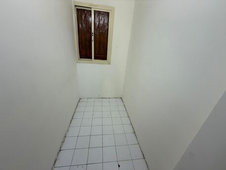 Adliya, Apartments, Flats, Houses & Villas, BHD 140/month,  Studio,  Studio Flat For Rent In Adliya With EWA , Unlimited