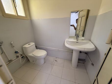 Adliya, Apartments, Flats, Houses & Villas, BHD 140/month,  Studio,  Studio Flat For Rent In Adliya With EWA , Unlimited