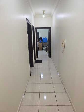 Jeddah, Housing Exchanges, SAR 1667/month,  2 BR,  450 Sq. Meter,  SAR 5,000/3 Months | Sharafiya Near Saja Park Unfurnished 2 BHK Family Apartment For Rent