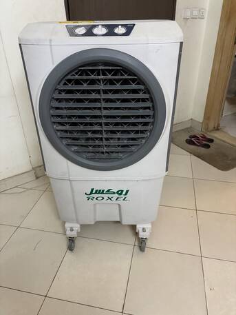 Riyadh, Air Conditioners, SAR 800,  Samsung Washing Machine Fully Automatic ,window AC, Air Cooler , Microwave Gooodcondition