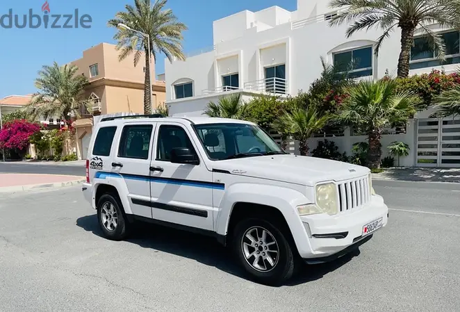 Hoora, Vehicles, Cars & Trucks , BHD 2,  Jeep Liberty,  2012,  Automatic,  145 KM,  JEEP Cherokee Liberty  Kilometer 145 Thousand Only