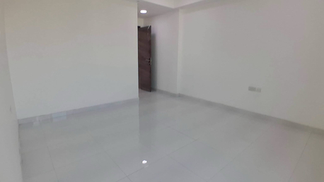 Salmaniya, Apartments, Flats, Houses & Villas, BHD 250/month,  2 BR,  Salmaniya:- Spacious 2Bhk Semi-Furnished Flat On Rent. Bd 250/- With 30bd Ewa Limit.